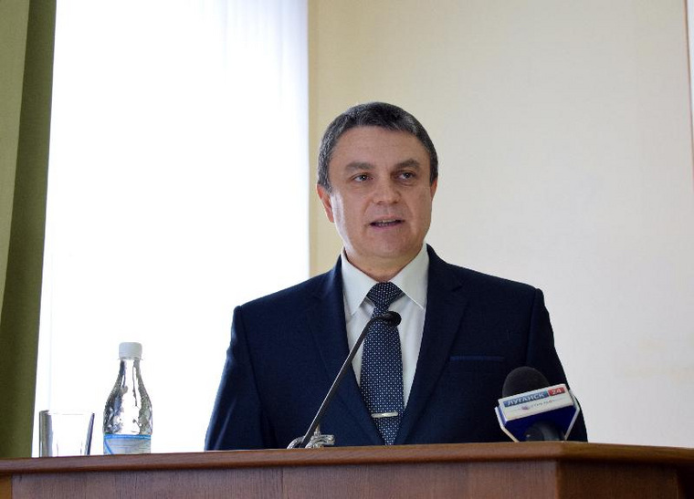 Министр госбезопасности ЛНР был назначен и. о. главы республики единогласным решением депутатов