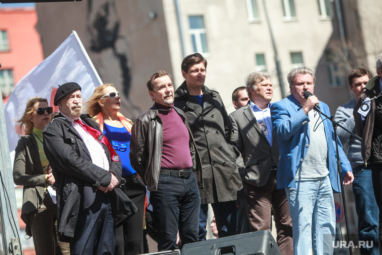 5-ая годовщина Болотной площади. Митинг на проспекте Сахарова. Москва.ЛГБТ, гудков дмитрий, митрохин сергей, пономарев лев