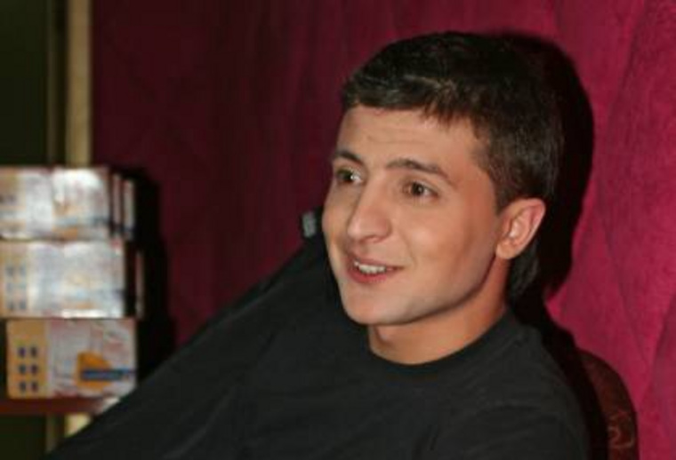 Актер выложил видеообращение в Facebook