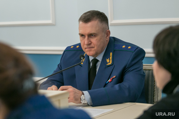 Круглый стол "Поборы в школах и детских садах". Курган, ткачев игорь