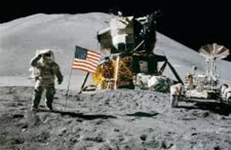 Экспедиция «Аполлон-11» высаживалась на Луне в 1969 году
