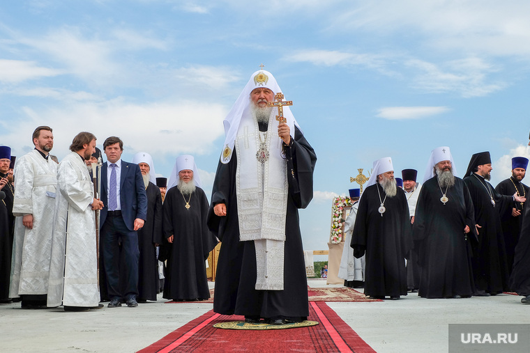 Патриарх Кирилл в Кургане на церемонии освящения закладного камня Троицкого храма, патриарх, патриарх кирилл, православие