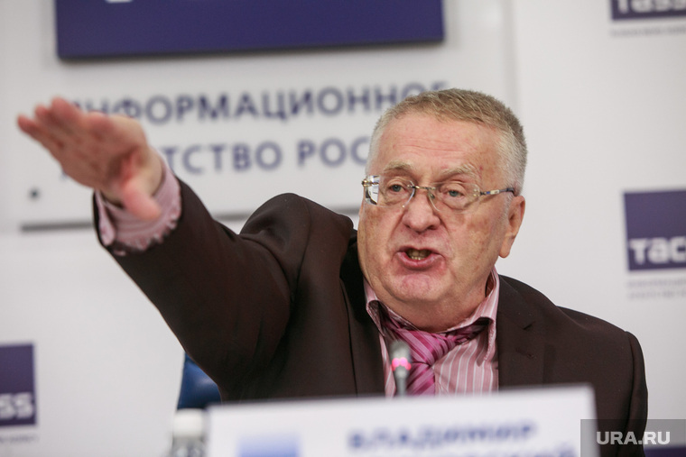 Пресс-конференция ЛДПР в ТАСС. Москва, портрет, жириновский владимир, жест рукой, зига
