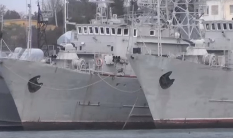 Военные корабли ВМС Украины, оставленные в Крыму, находятся в плачевном состоянии