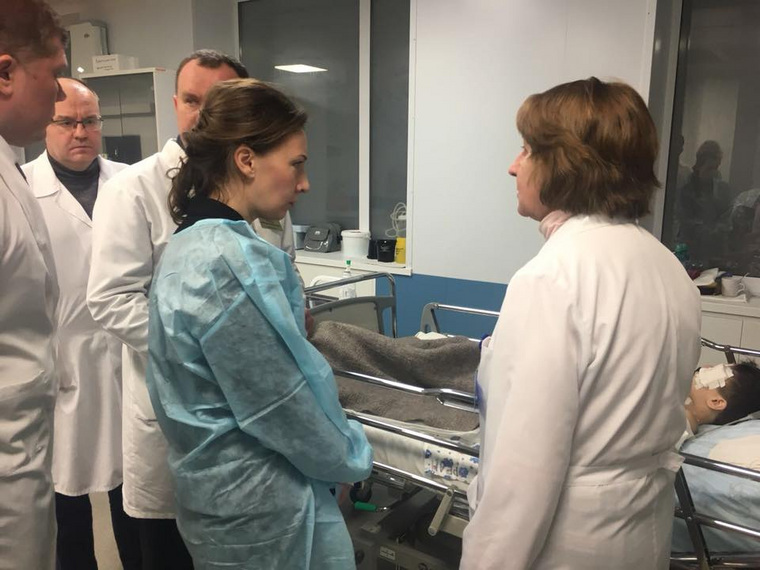 Кузнецова посетила всех пострадавших школьников