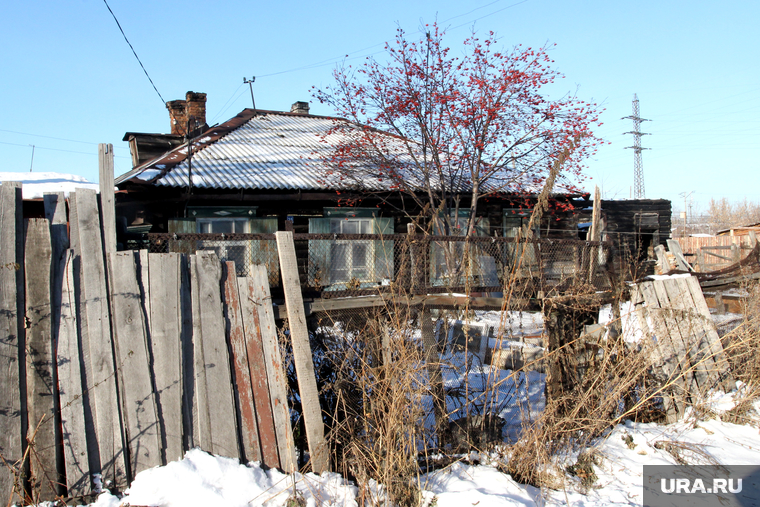 Преступник затащил девочку в заброшенный дом (фото из архива)