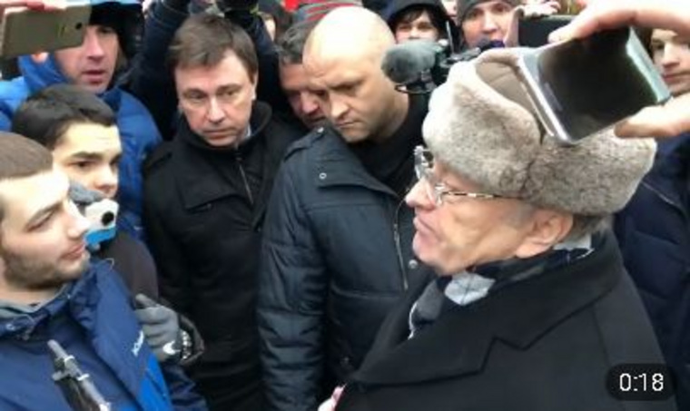 Владимир Вольфович призвал сторонников Навального голосовать за себя
