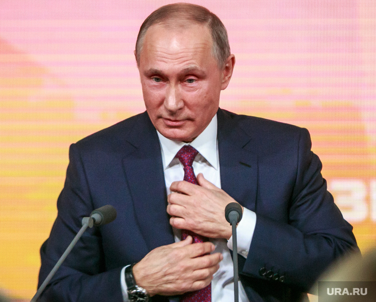 Ежегодная итоговая пресс-конференция президента РФ Владимира Путина. Москва, портрет, галстук, путин владимир