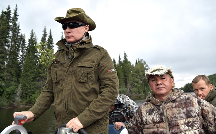 Отпуск Владимира Путина в Тыве, шойгу сергей, путин владимир, сток, stock