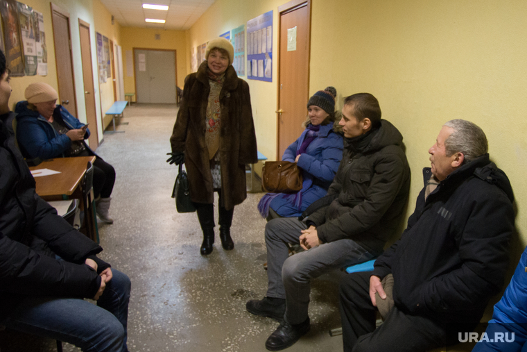 Приём заявок на поступление в первый класс в школах Екатеринбурга, очередь 