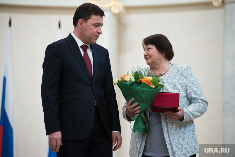 Галина Шепоренко попросила губернатора обратить внимание глав муниципалитетов на малые метеостанции, разбросанные по региону