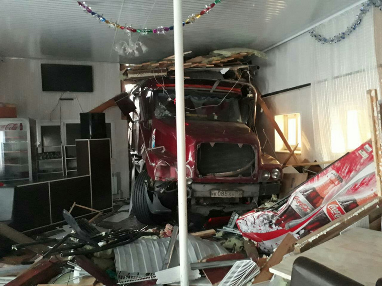 Пострадавших в результате ДТП нет