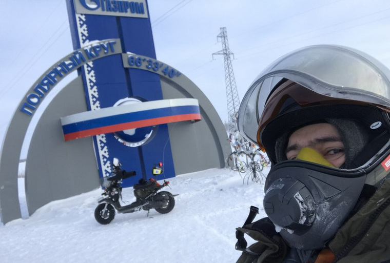 Анатолий Хоменко путешествует в Заполярье на скутере