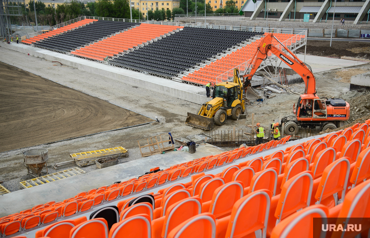 Стадион «Уралмаш» за месяц до открытия после реконструкции