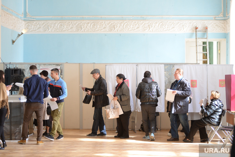 Выборы 2016. Екатеринбург, выборы, избирателный участок, избирательная кабинка