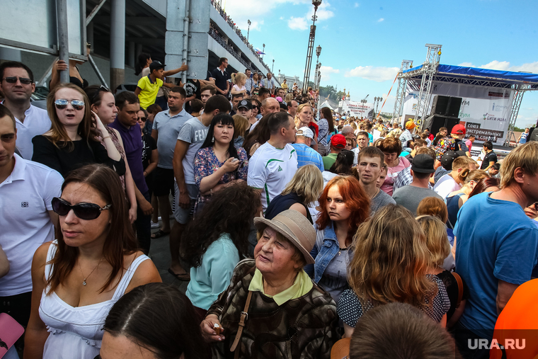 День города-2017. Тюмень, люди, лето, давка, толпа