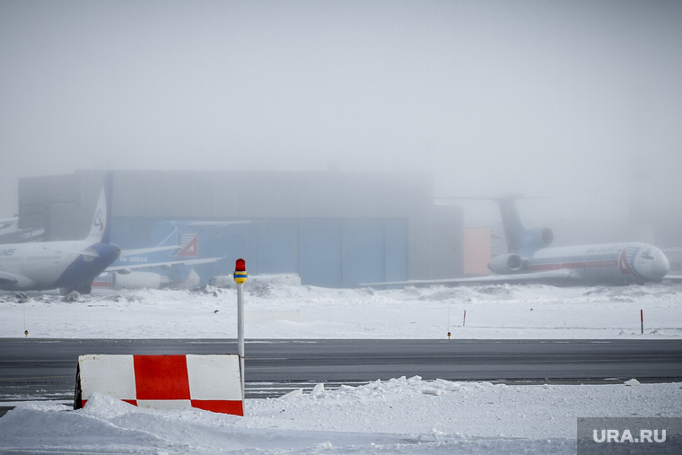 Первый споттинг в Кольцово. Екатеринбург, аэропорт кольцово, взлетная полоса, нелетная погода, туман