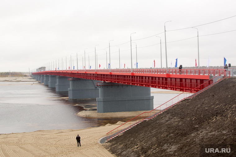 Открытие моста через реку Надым. ЯНАО, мост, победа