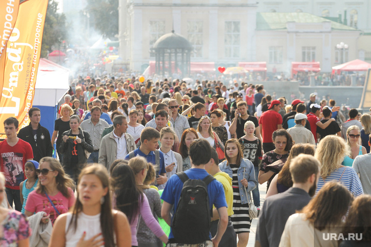 День города, Екатеринбург, 14.08.16, горожане, плотинка, толпа