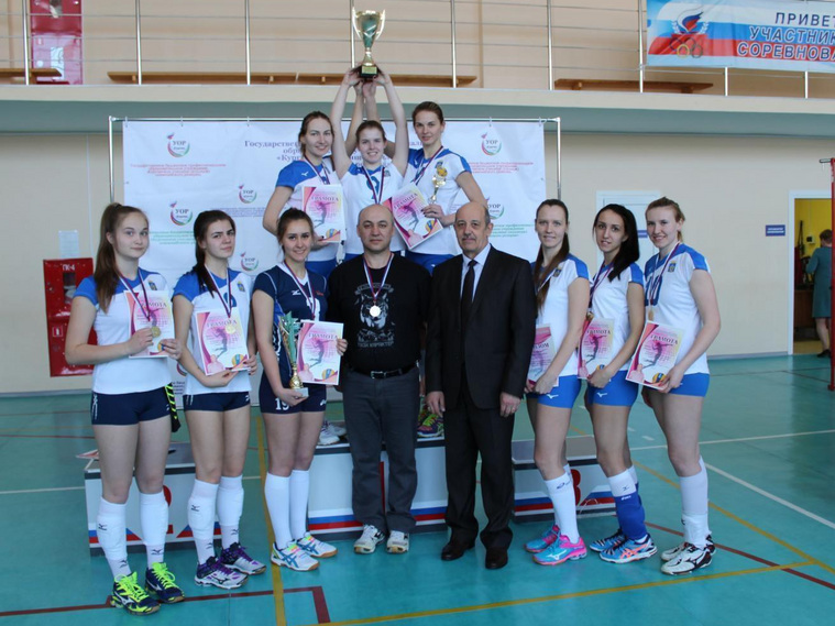 Сельские волейболистки теперь — чемпионки Урала. Но в план на финансирование их все равно не ставят