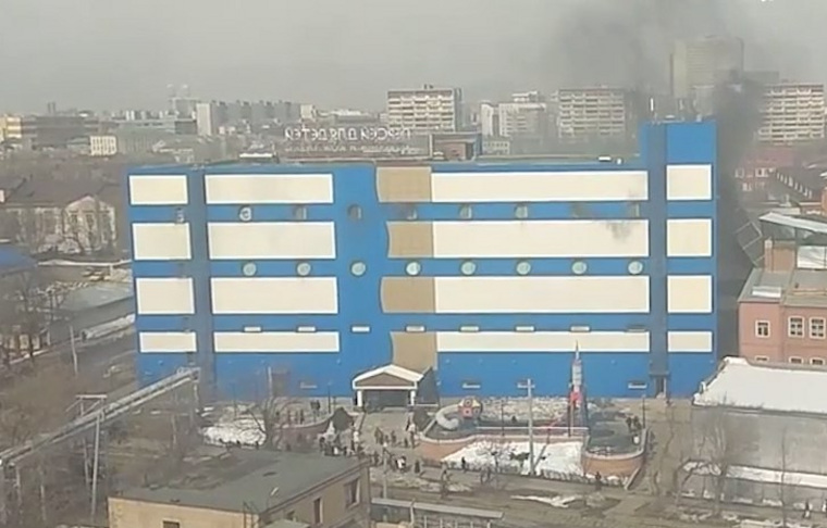 Пожар в ТЦ «Персей для детей» начался с верхнего этажа
