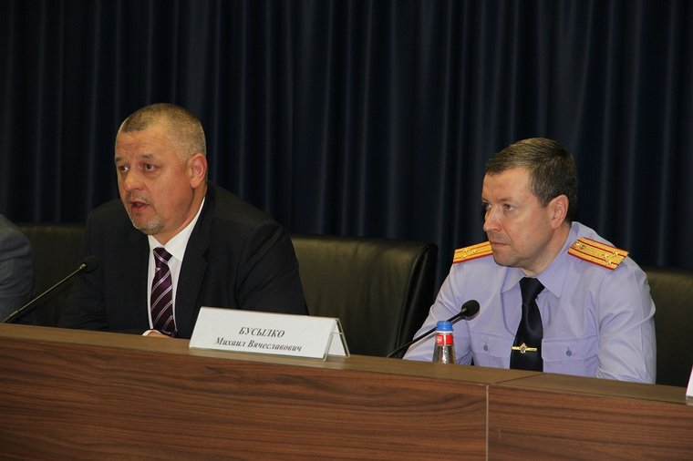 Зигмунд Ложис (слева) и Михаил Бусылко (справа) будут разрабатывать новые методики расследования преступлений