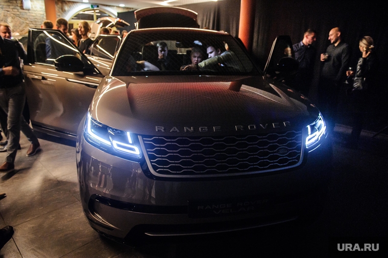 Презентация нового автомобиля Range Rover Velar в Музее архитектуры и дизайна. Екатеринбург, range rover velar, презентация автомобиля