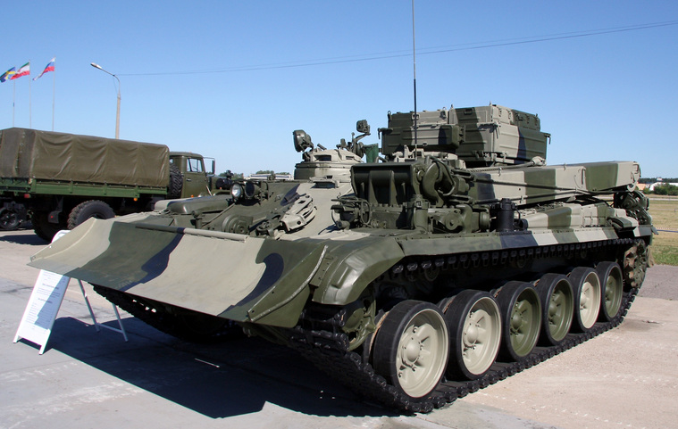 БРЭМ-1 проектировался как тягач для эвакуации поврежденных танков