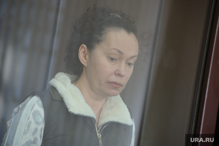 Постепенно Ассонова начала понимать, что не все чисто, а Новиков якобы начал ей угрожать тюрьмой