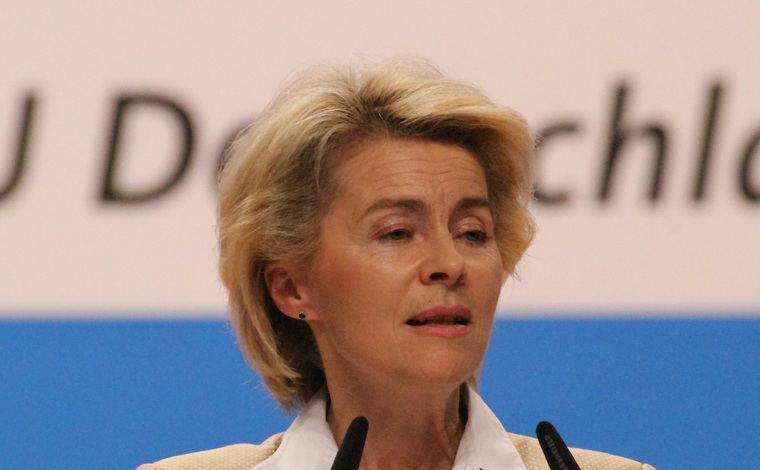 Урсула фон дер Ляйен выступает за жесткий курс в отношениях с Россией