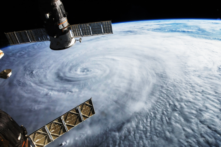 Клипарт depositphotos.com, погода, глонасс, навигационная спутниковая система, циклон