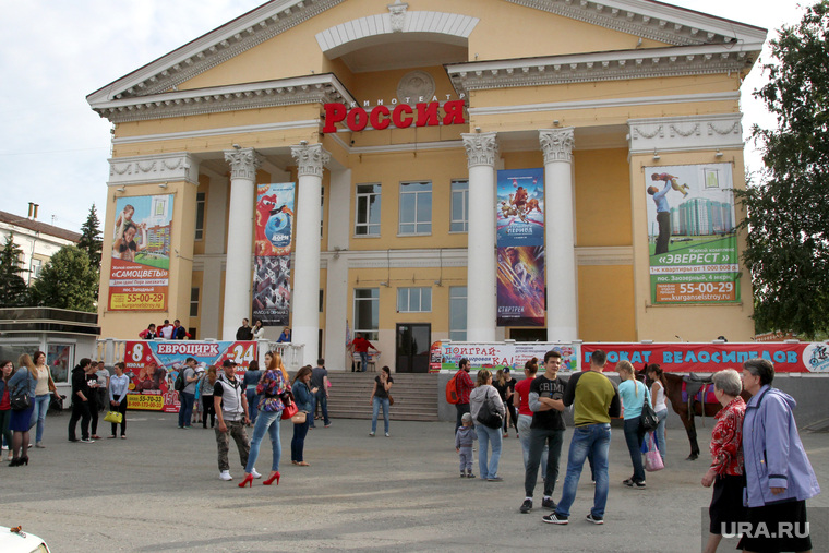 Показ Игры престолов
Курган, кинотеатр россия