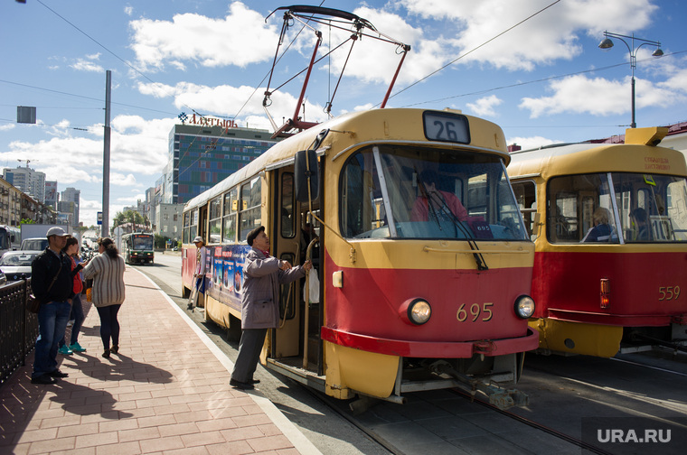 Ремонт дорог в Екатеринбурге, общественный транспорт, маршрут26, трамвай