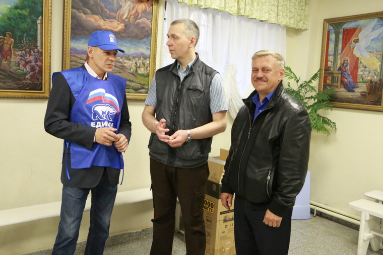 Компания Александра Григорьева (справа), ранее специализировавшаяся на советском фонде, занялась обслуживанием новостроек