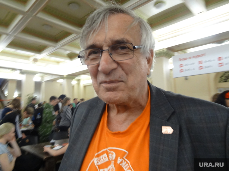Организатор «Майской прогулки» Виктор Гроховский высказался о грозах и ураганах во время прогулки