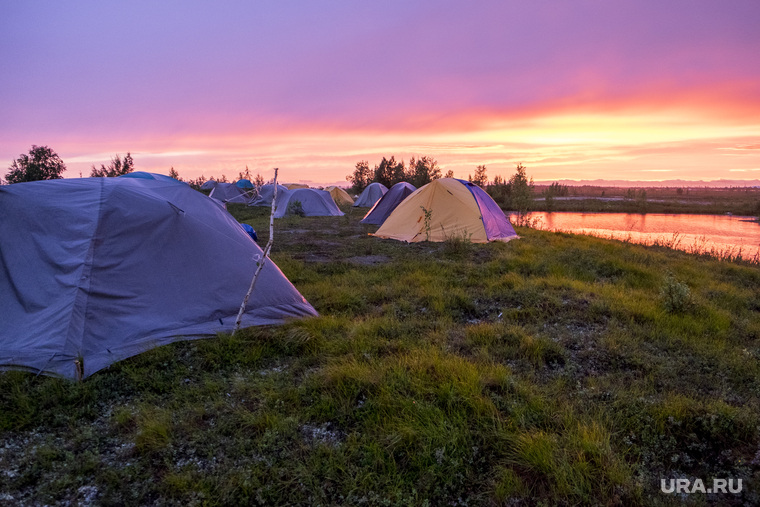 Палаточный лагерь спасателей Авиалесохраны. Салехард, палатки, туризм