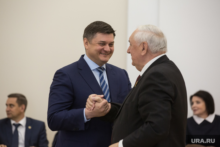 Представление ВРИО губернатора Тюменской области Александра Моора полномочным представителем президента Игорем Холманских. Тюмень , квитка иван, киричук степан