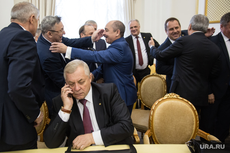 Представление ВРИО губернатора Тюменской области Александра Моора полномочным представителем президента Игорем Холманских. Тюмень , борисов валерий