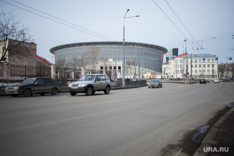 Состояние дорог Екатеринбурга, центральный стадион, екатеринбург арена, перекресток малышева репина