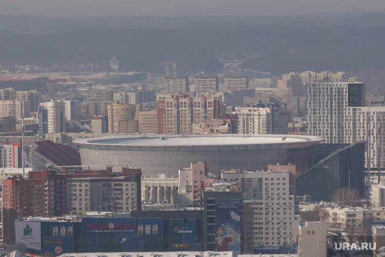 Екатеринбург готовится к ЧМ-2018, дым, смог, чм2018, центральный стадион, вид города, вид сверху
