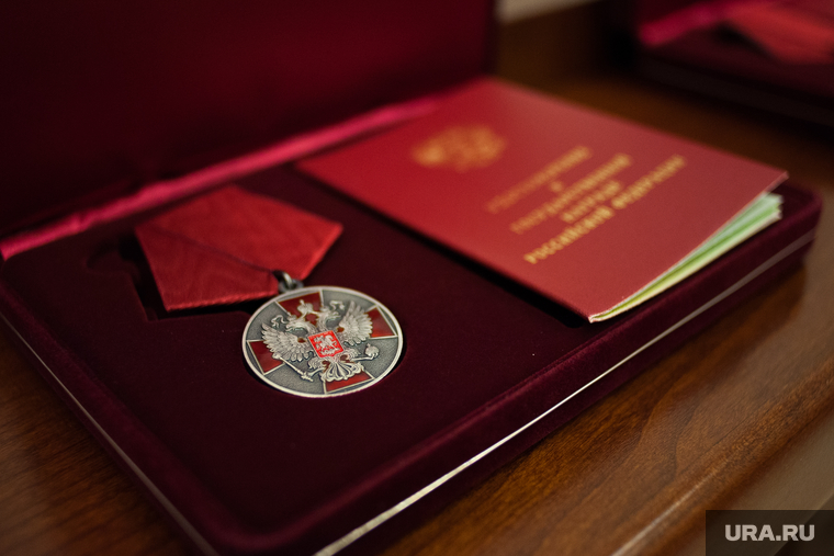 Медалью ордена «За заслуги перед Отечеством» награждаются выдающиеся россияне