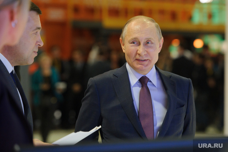 Визит Президента РФ Владимира Путина на "VI Всероссийский форум рабочей молодёжи". Екатеринбург, путин владимир