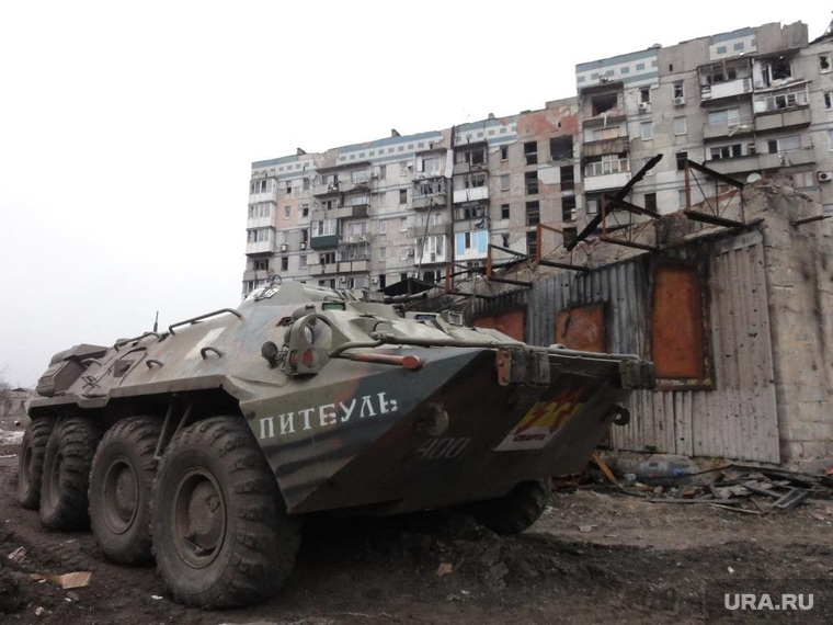 ОБСЕ в аэропорту Донецка. ДНР. Украина, бтр, война, донецк