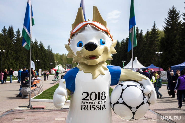 Строительство площадки FIFA fan fest в парке Маяковского. Екатеринбург, fifa, фифа, чм-2018, чемпионат мира по футболу, чм, забивака