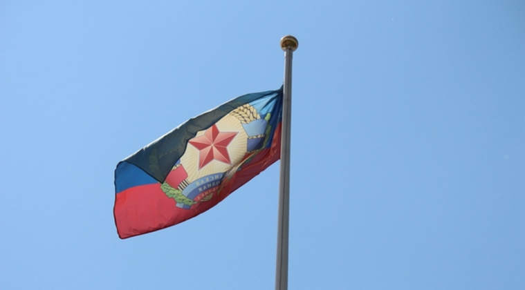 Флаг ЛНР в Дамаске Сирии вместо украинского, флаг лнр