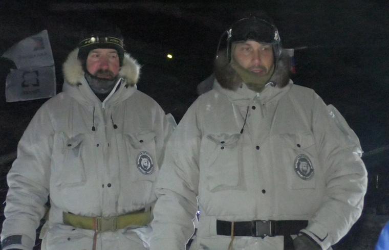 Новый замминистра обороны Алексей Криворучко (на фото справа) побывал в экстремальной поездке по Арктике