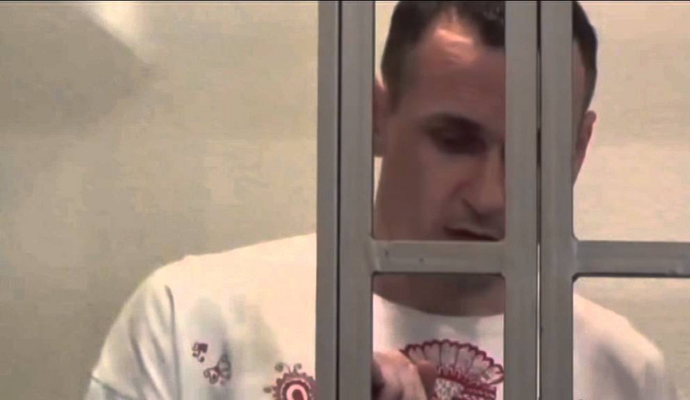 Сам Сенцов ранее отказался писать прошение о помиловании