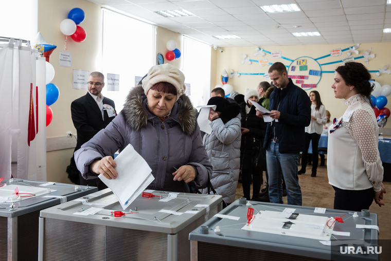 ВЫБОРЫ 2018. День голосования Сургут, выборы, голосование, урна для голосования, бюллетень