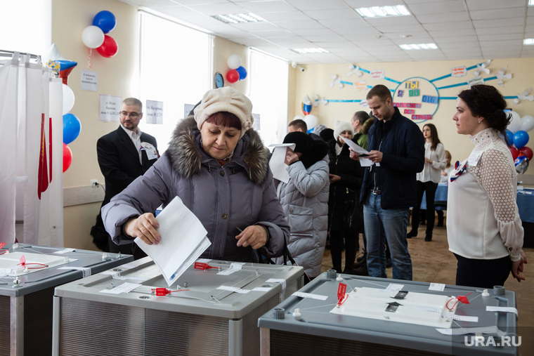 ВЫБОРЫ 2018. День голосования Сургут, выборы, голосование, урна для голосования, бюллетень