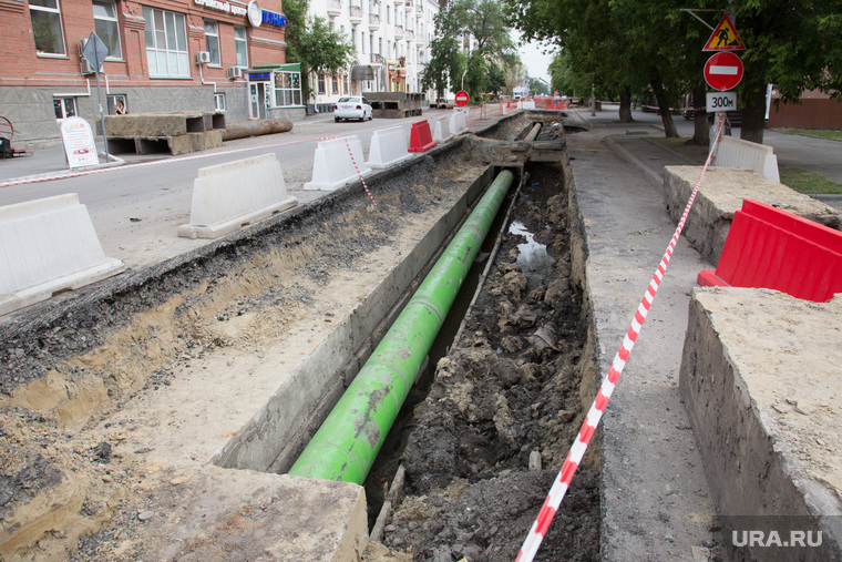 Ремонт дорог. Курган, дорожные работы, ремонт дороги, трубы водоснабжения